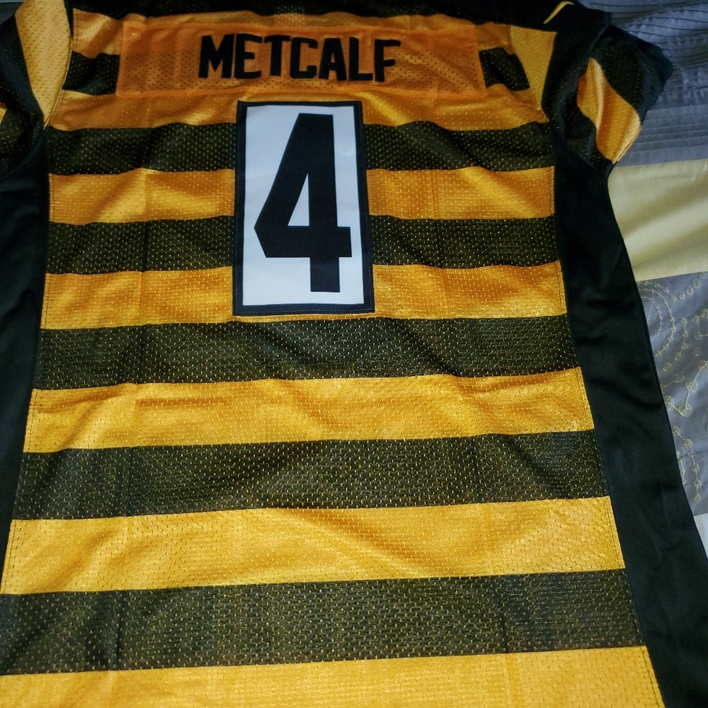 FOOTBALL JERSEY